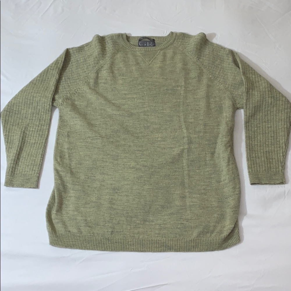 Like new Guy Risoldi long sleeve thin sweater
